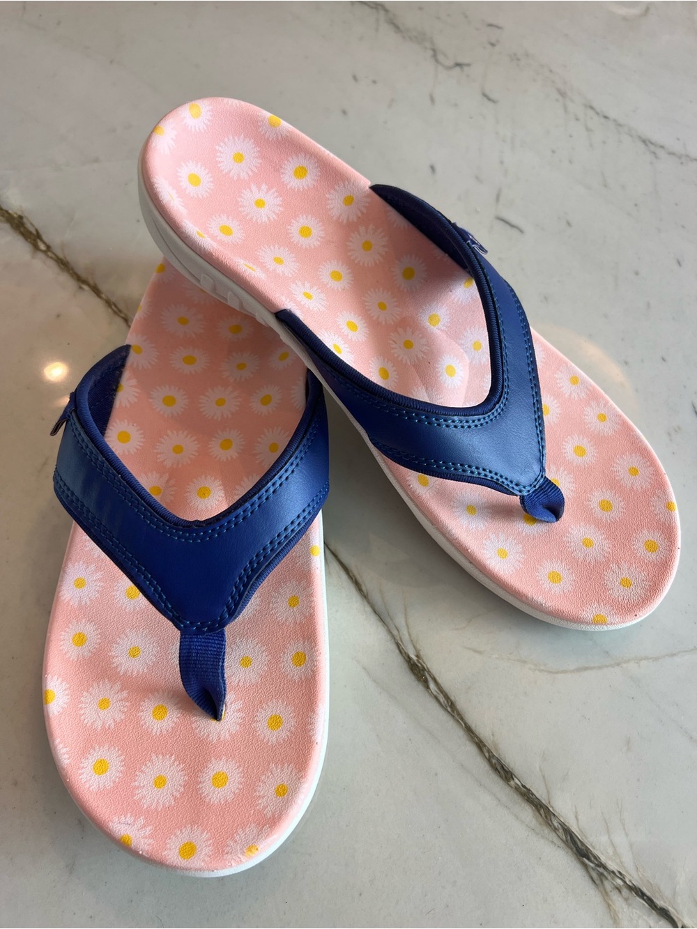 Spenco Navy Strap Pink Daisy Print Flip Flops
